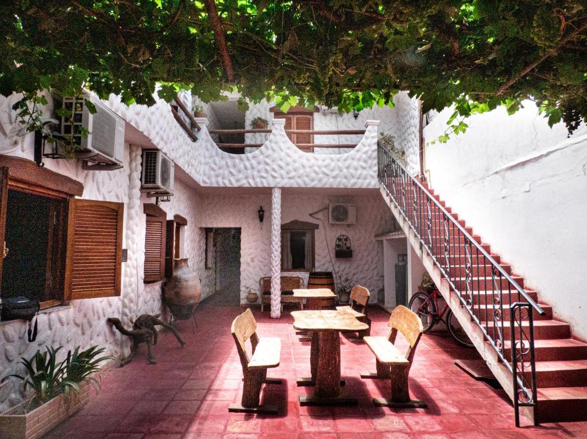 Hostal Mirador Del Valle Cafayate Buitenkant foto